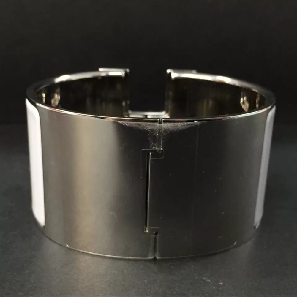 ❌❌SOLD❌❌AUTH HERMÈS H Click Clack CUFF BRACELET - Picture 3 of 7